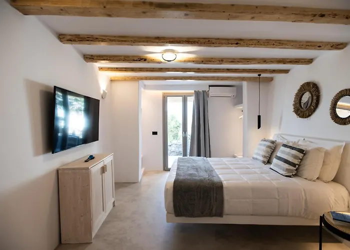 Mykonos Village Apartment