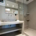 Mykonos Village 아파트