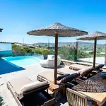 Mykonos Village 아노 메라
