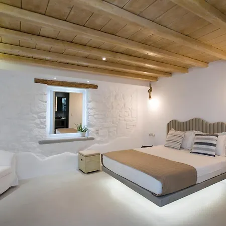 Mykonos Village Apartment